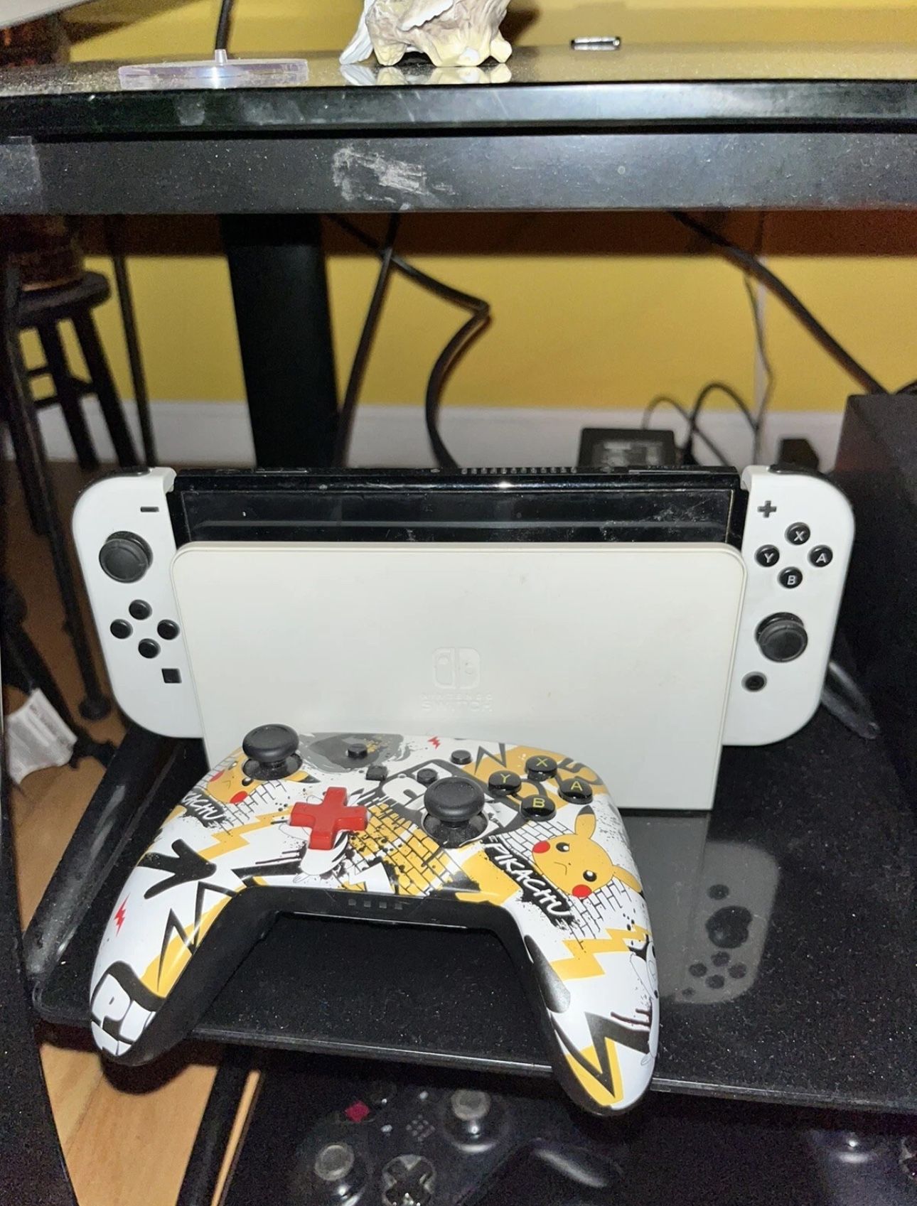 Switch OLED Console Bundle W/Games + Controller