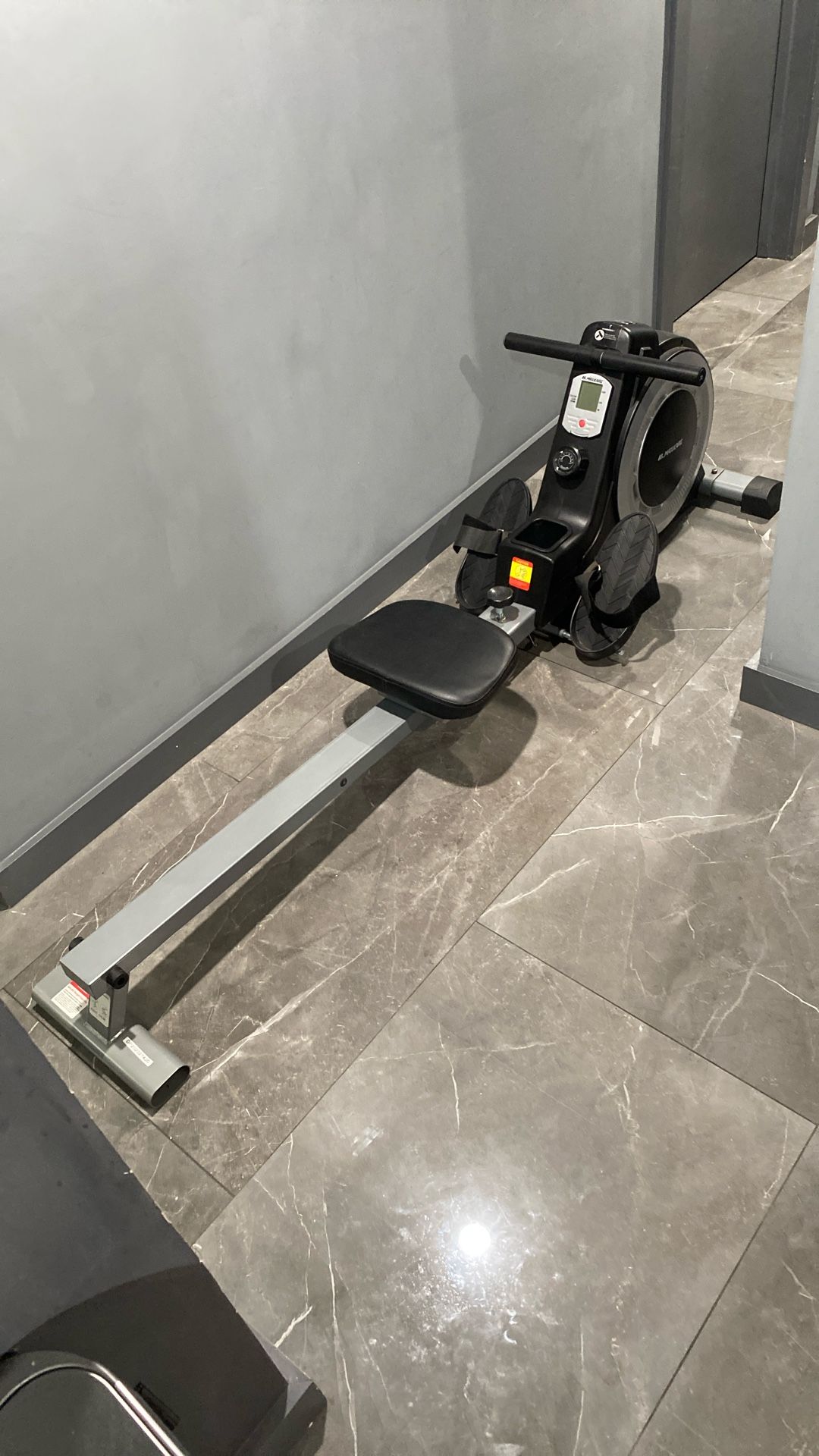 Rowing Exercise Machine 