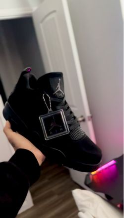 BLACKCAT JORDAN 4s