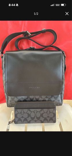 Coach Black and Gray Men's Shoulder Bag (Brand New ) Coach continental large size matching wallet NWT pick up in Pico Rivera