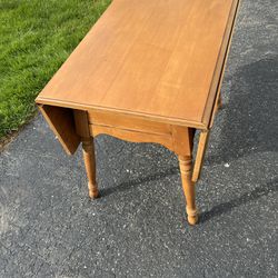 Vintage Solid Wood Table With 2 Leaves