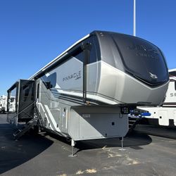 Jayco pinnacle