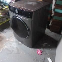 Midea Fron Loader Electric Dryerstackable