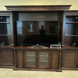 Wall Unit/ TV Cabinet