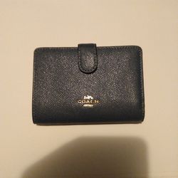 Coach Wallet Used Twice 