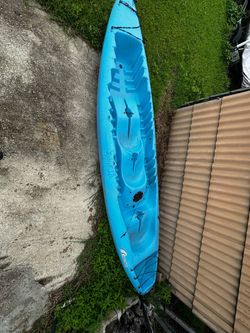Crescent kayak splash 2