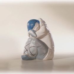 LLADRO ESKIMO BOY PORCELAIN FIGURINE  2007