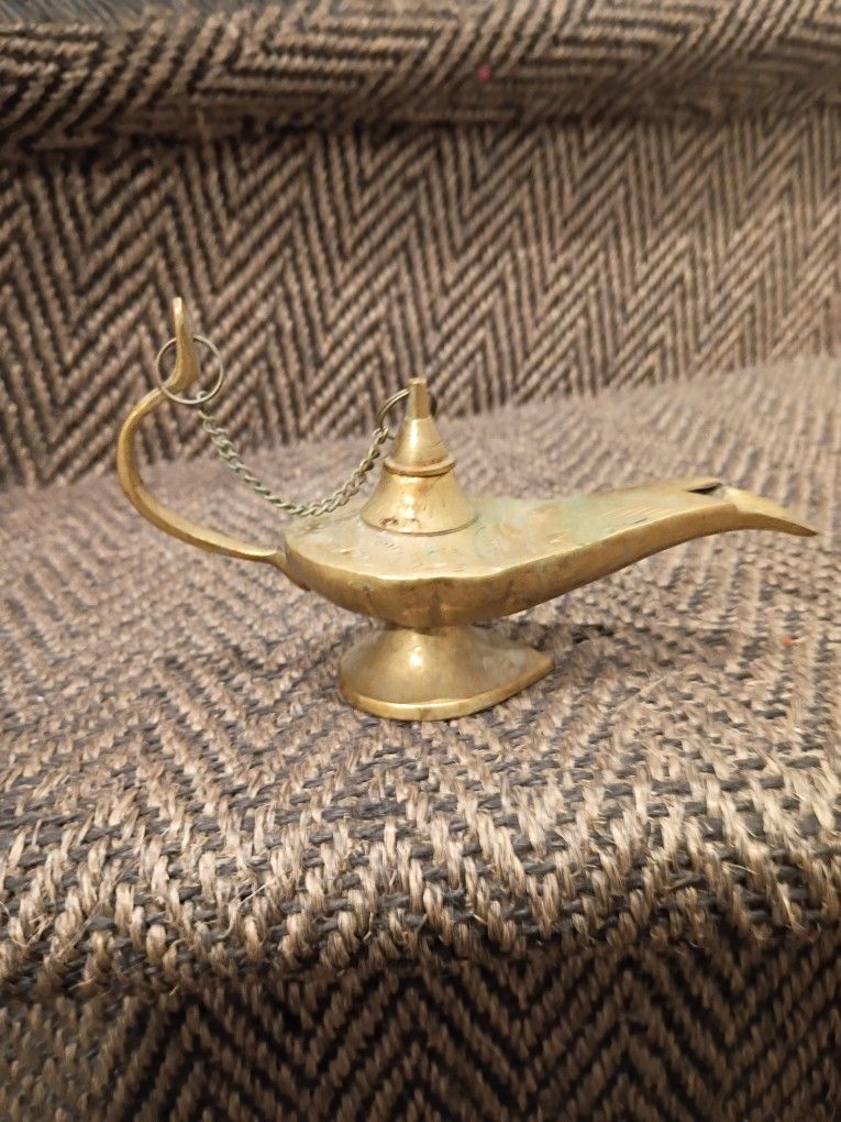 Antique Genie Lamp 
