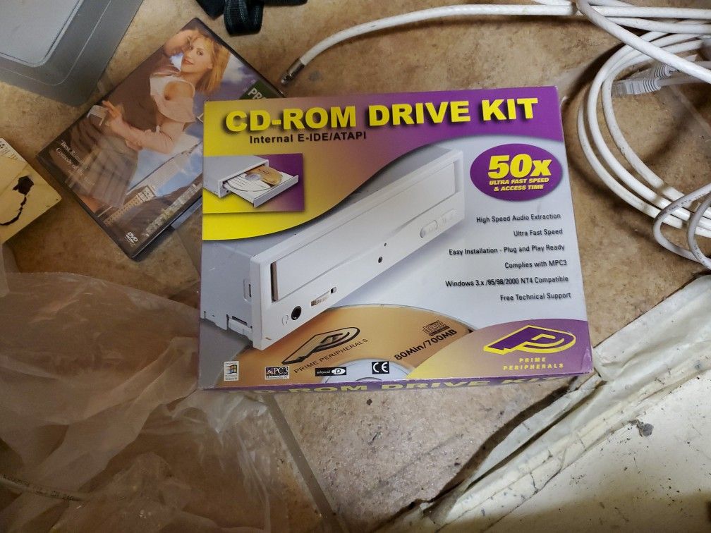 CD - RoM Drive For Pc Parts