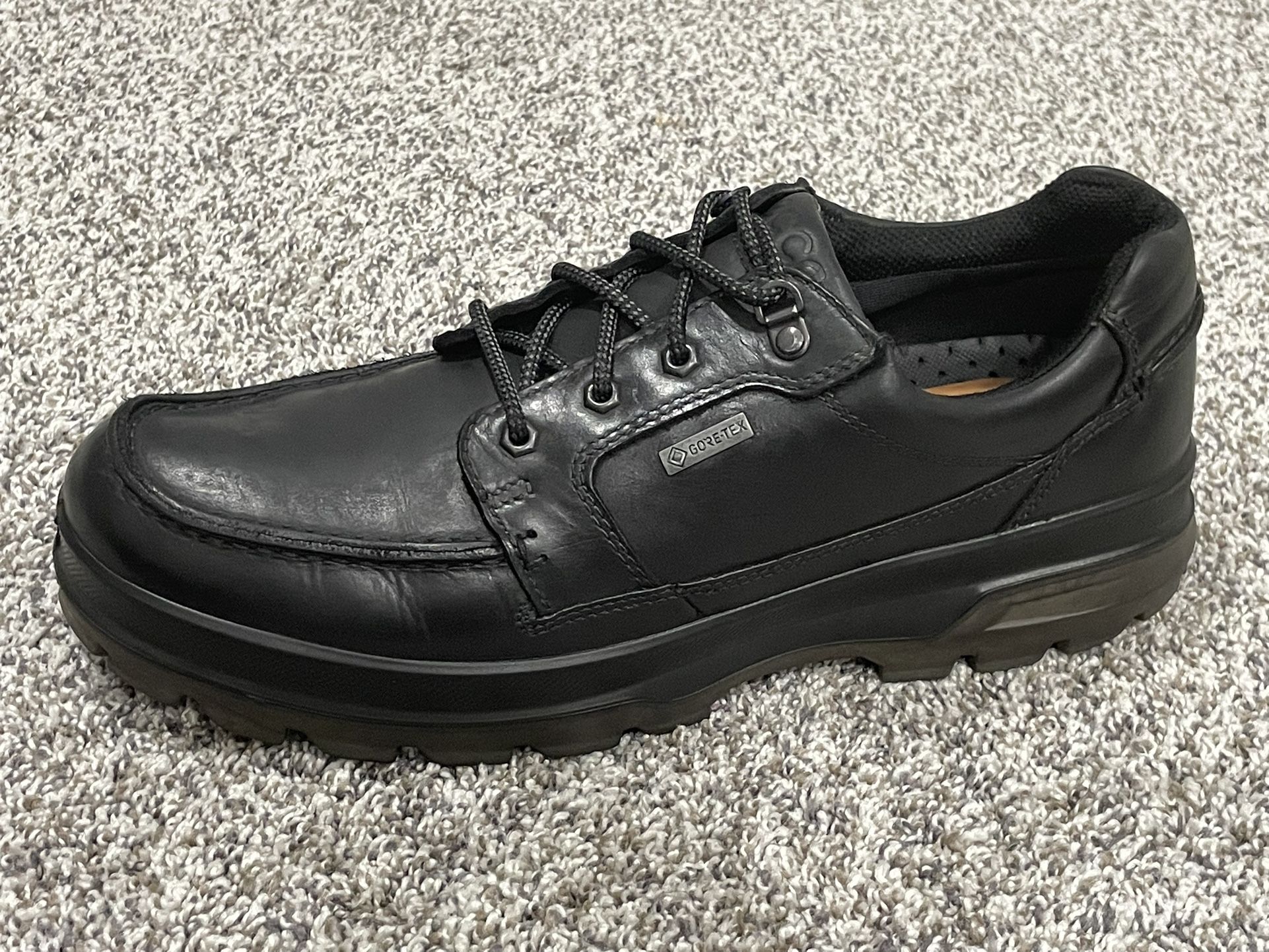 batman chuck taylors