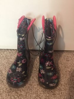 Light Up Rain Boots Toddler Size 7