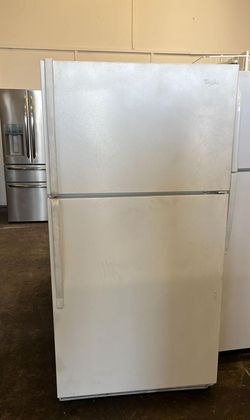 Whirlpool Top Mount White Fridge

