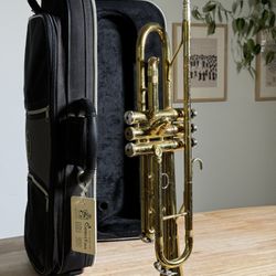 Bb Trumpet and Case