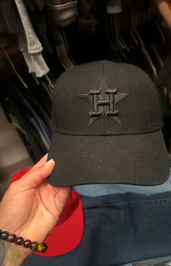 all-black Houston Astros "blackout" baseball cap