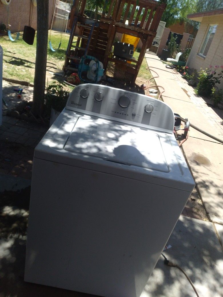 Labadora Whirlpool Buena