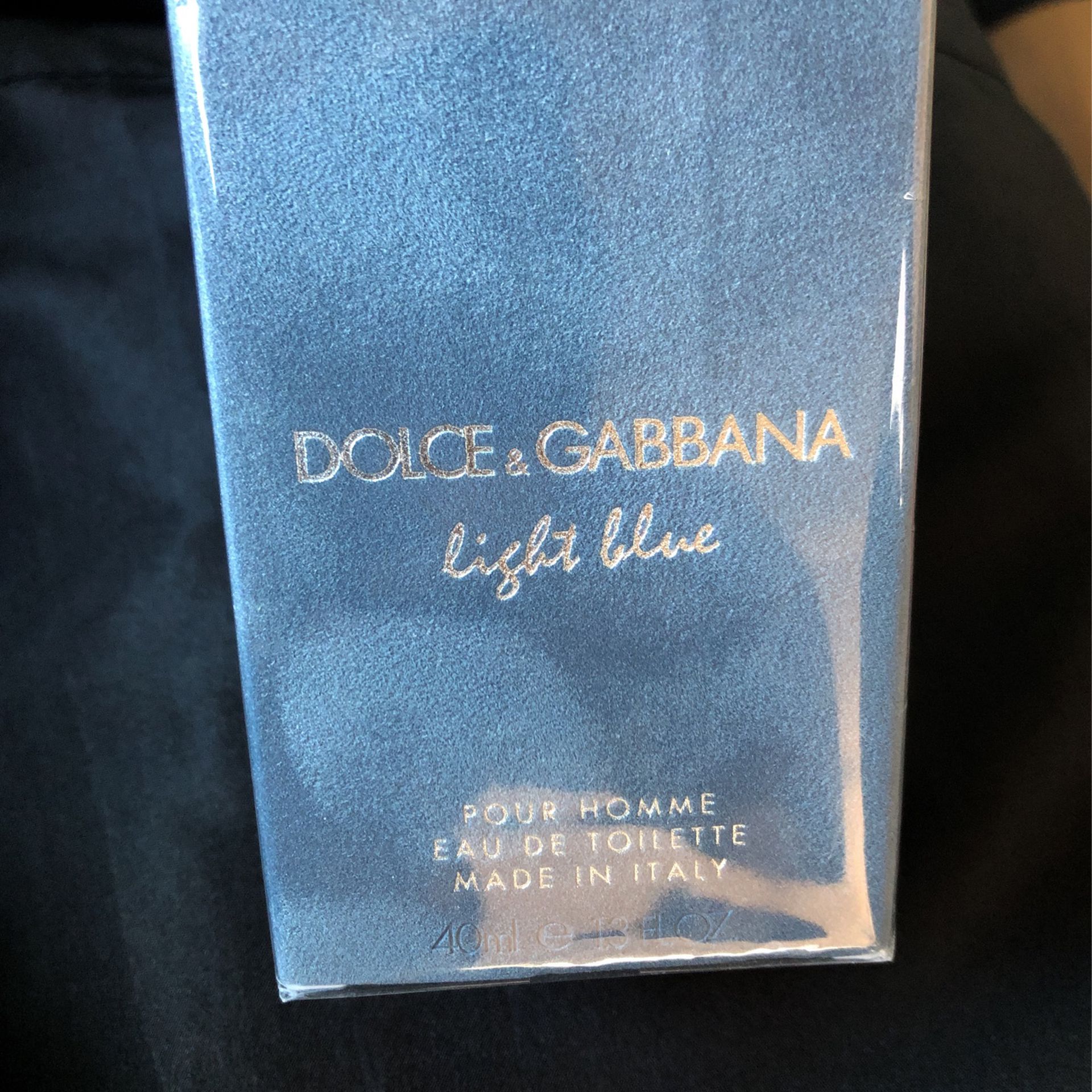 Dolce & Gabbana “light blue” cologne 40mL/1.3 FL OZ