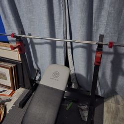 Weight Bench/Rack With Adjustable Dumbells And Weight Clips