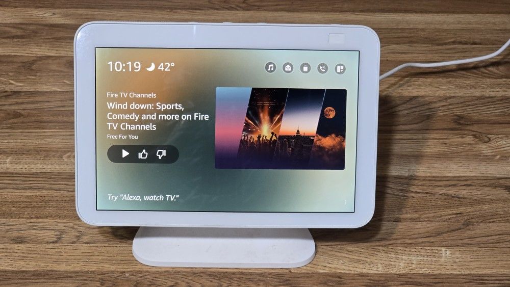 Minty AMAZON ECHO 8 2nd Gen. With STAND.