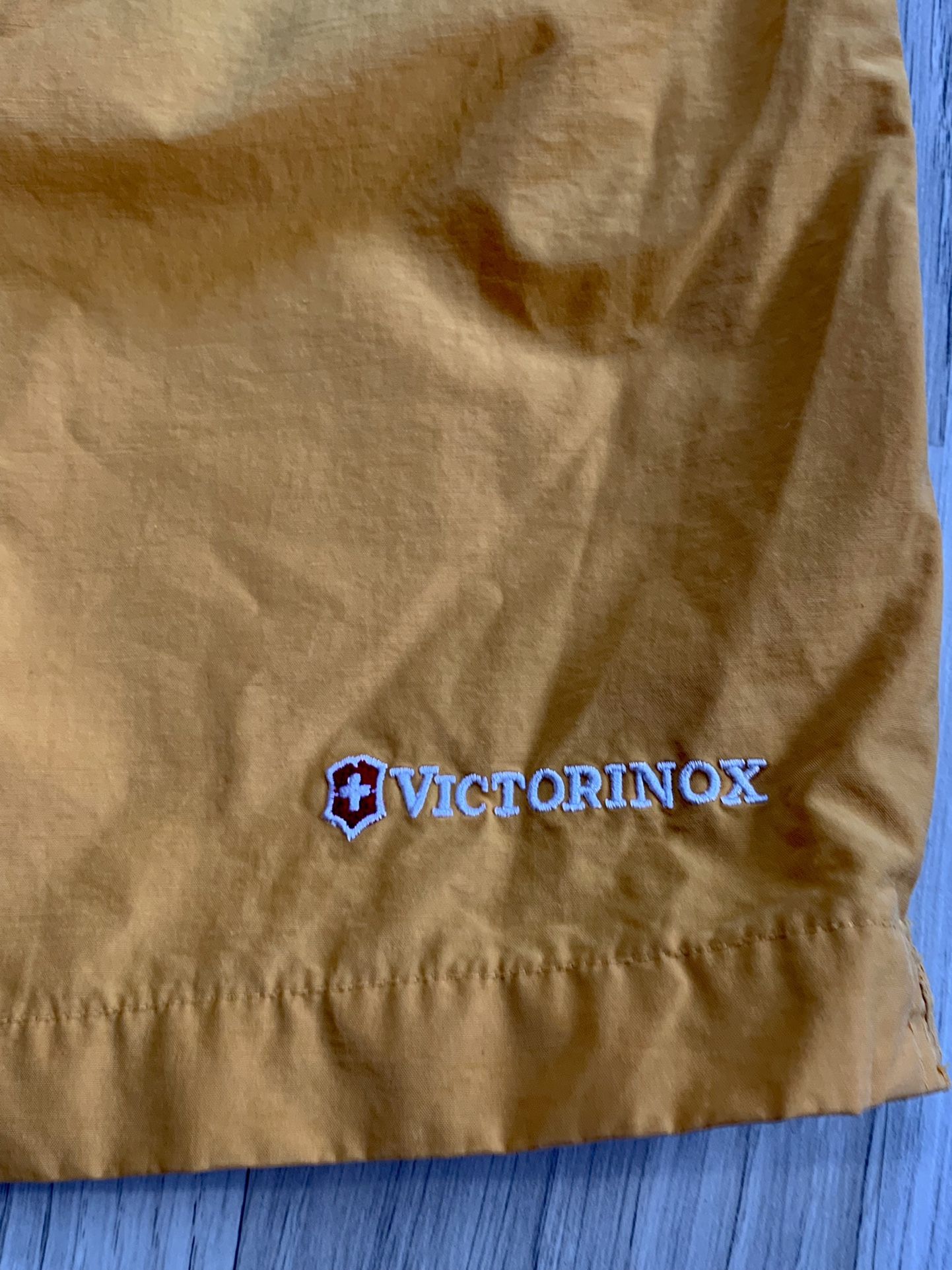 Victorinox Swiss Army Board Shorts Swim Trunks. Size Large. Good Condition, See All Pics