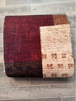 Beautiful 6’ x 9’ QDUIDU modern geometric area rug/brown,beige,red and black