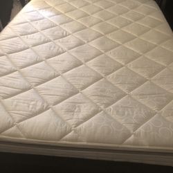 Sleep Number Queen Bed & Base Frame