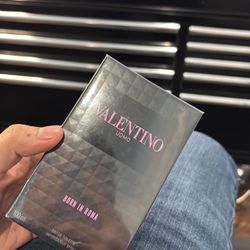 Valentino Cologne