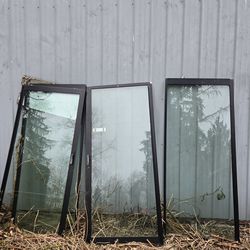 Soundproof glass