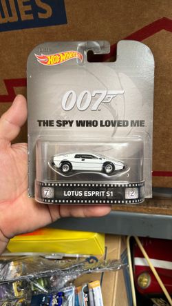 Collectible Hotwheels 007 the spy who loved me Lotus Esprit S1 1:64 scale Diecast . Local pick up in Whittier CA