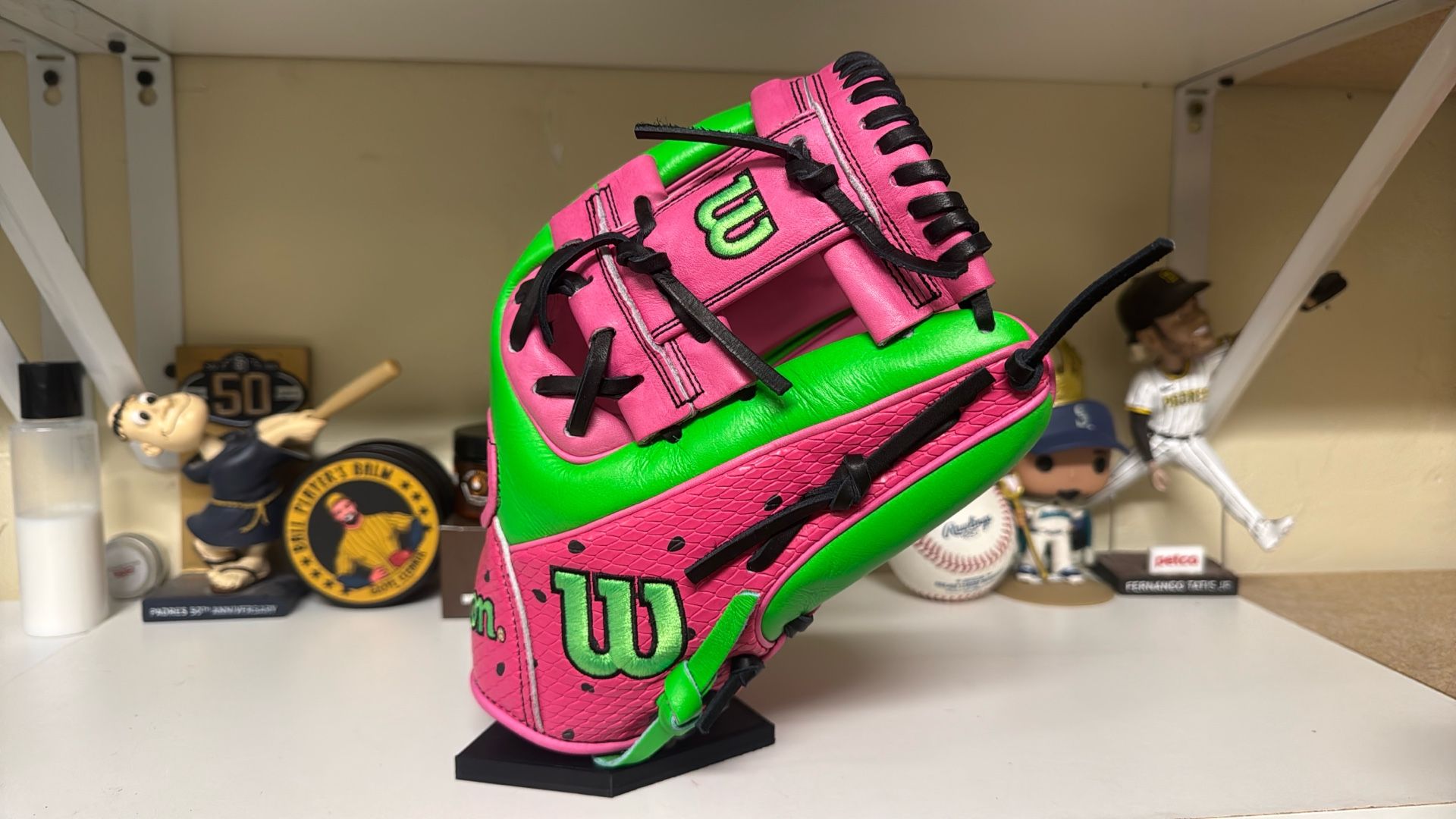 Wilson A2000 Omaha 1786 “Watermelon” 11.5” RHT