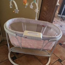Musical Bassinet