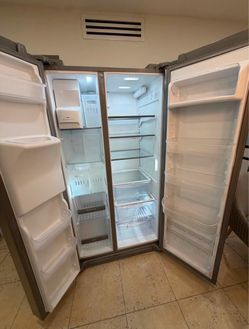 Frigidaire Gallery Side-by-Side Stainless Steel Refrigerator