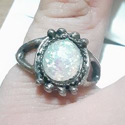 Sterling Silver Moonstone Ring.