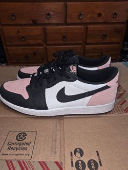 Jordan 1 Low Bleach Coral
