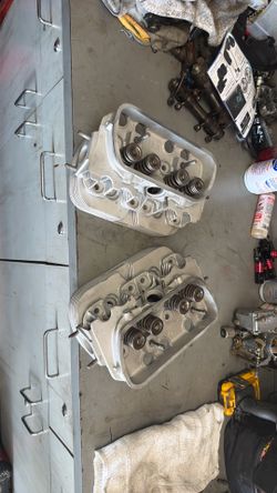 Single port VW 1600 heads excellent condition