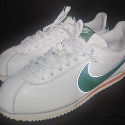 Nike Cortez  x Stranger Things (Hawkins High 2019)