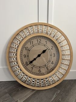 Huge Clock 