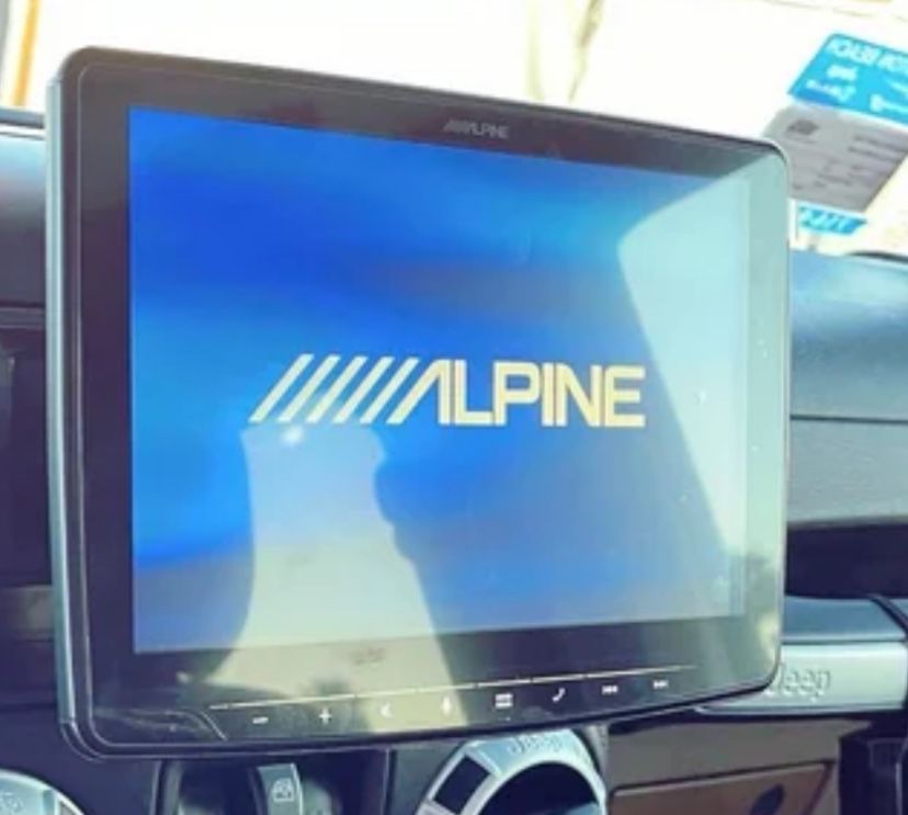 Alpine Halo 9 