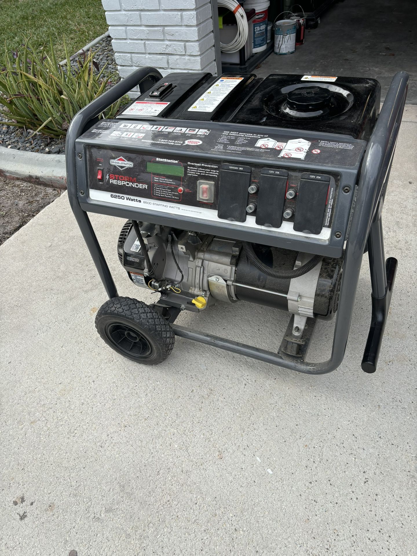 Generator Briggs And Stratton 6250 Watt for Sale in Pompano Beach, FL