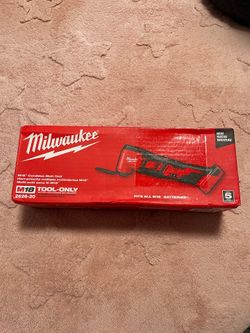 Milwaukee multitool