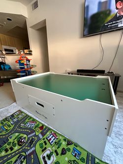 Melissa and Doug Play Table