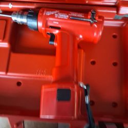 Milwaukee 0216_1 Reversing High Torque Drill