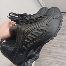 Nike SHOX