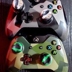 Limited Edition Xbox One Controllers 