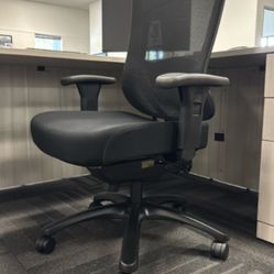 Office Chair - Coolmesh Big &Tall  - New