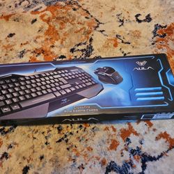 AULA GAMING KEYBOARD AND MOUSE
