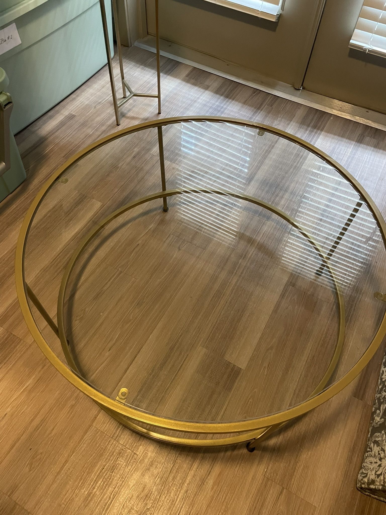 Coffee/Center Table For Sale (PICK UP ONLY)