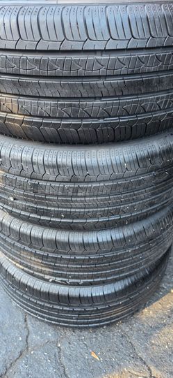 Set of 4 used 225/60r16 nexen Npriz