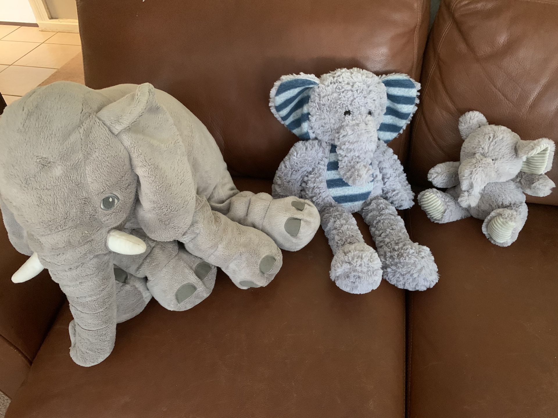Elephant stuffed animals