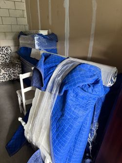 Pottery Barn Ella Bedroom Collection – Must Sell Within 48 Hours!