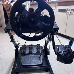 Gaming Steering Wheel Setup 